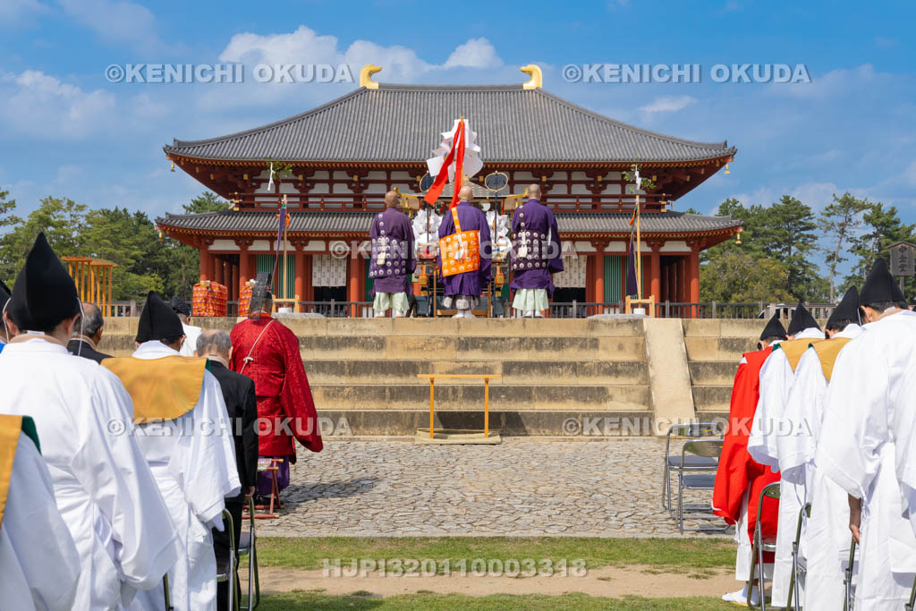 奈良県　氷室神社　例大祭　御旅所祭　拝礼