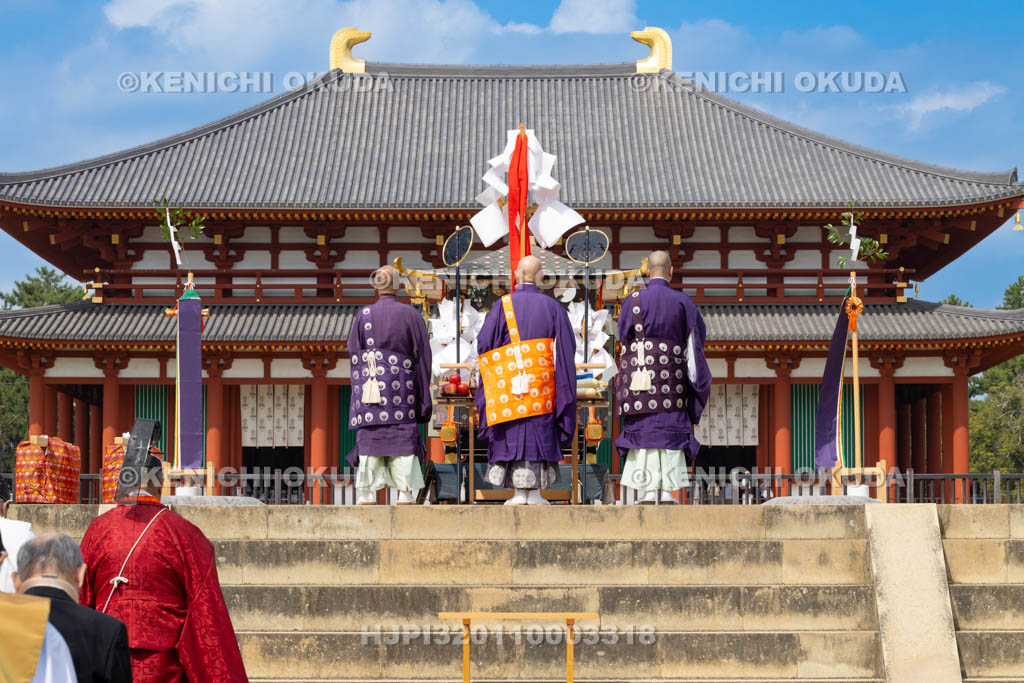 奈良県　氷室神社　例大祭　御旅所祭　拝礼