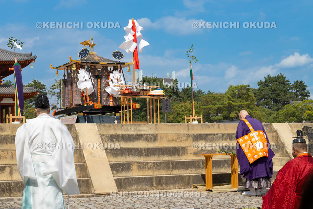 奈良県　氷室神社　例大祭　御旅所祭　玉串拝礼