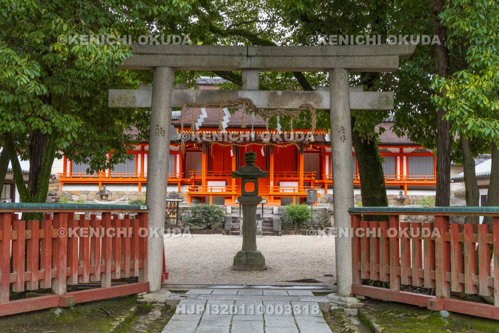 奈良県　薬師寺　休ヶ岡八幡宮