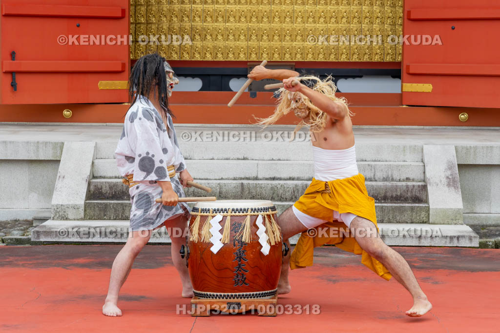 奈良県　薬師寺　天武忌・奉納演奏　御陣乗太鼓