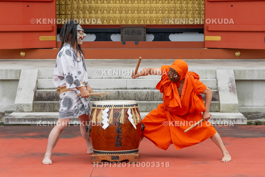 奈良県　薬師寺　天武忌・奉納演奏　御陣乗太鼓