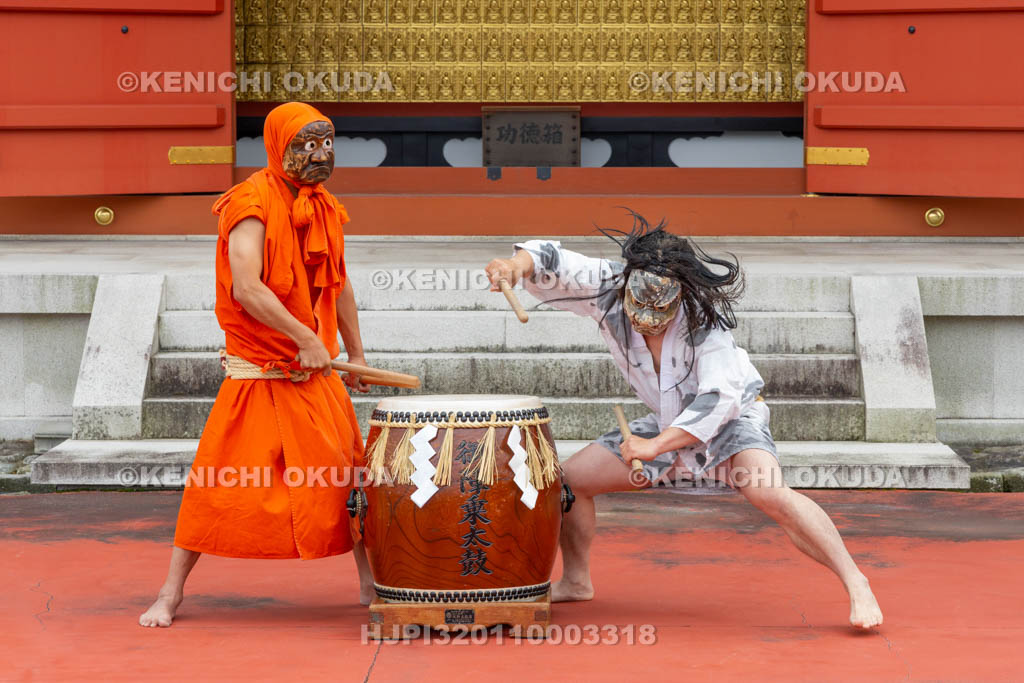 奈良県　薬師寺　天武忌・奉納演奏　御陣乗太鼓