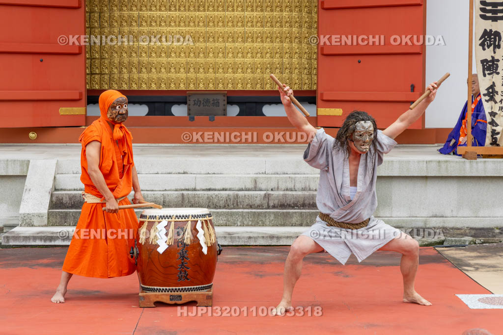 奈良県　薬師寺　天武忌・奉納演奏　御陣乗太鼓