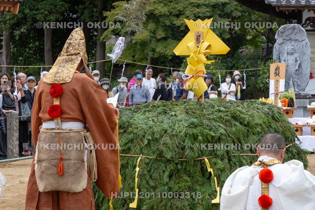 奈良県　薬師寺　天武忌・柴燈大護摩
