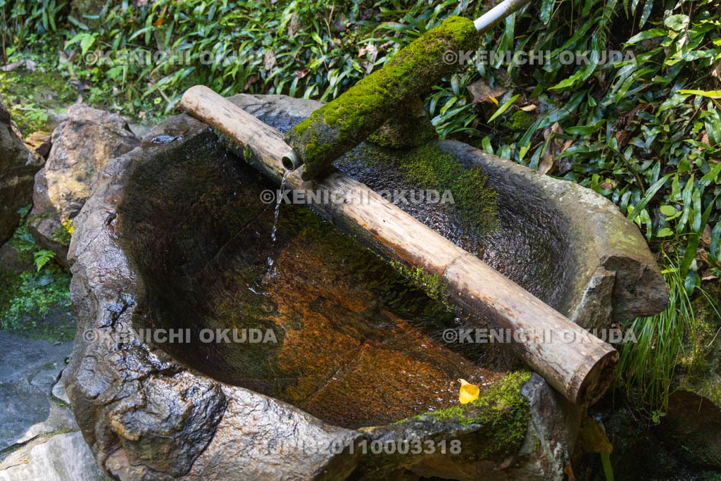 奈良県　松尾寺　霊泉