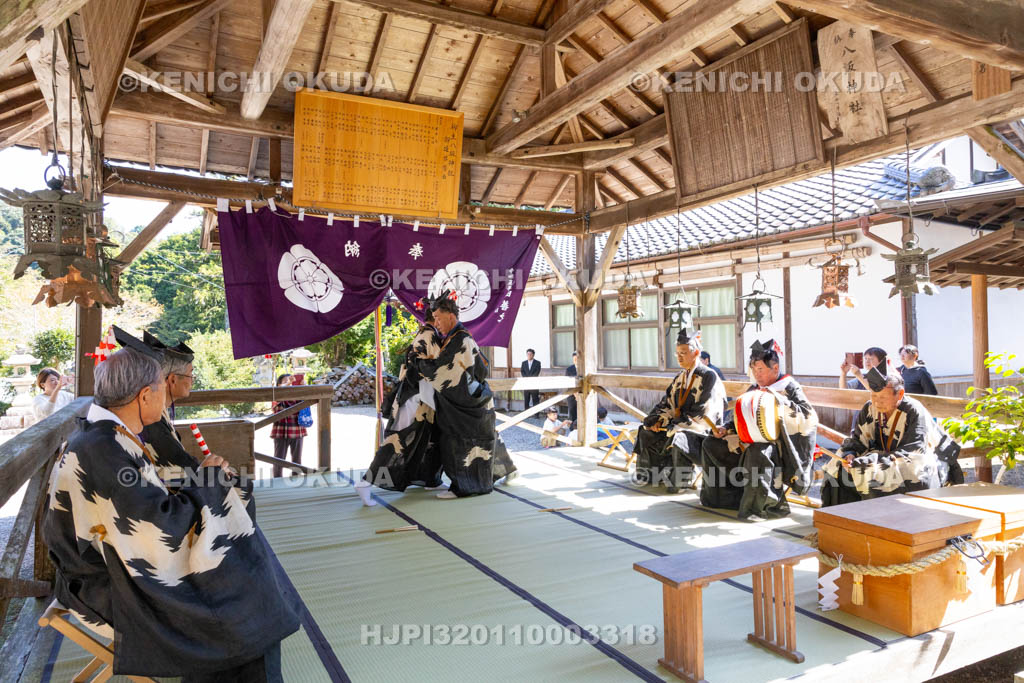 奈良県　柳生八坂神社　例大祭　宮座行事　スモウの舞