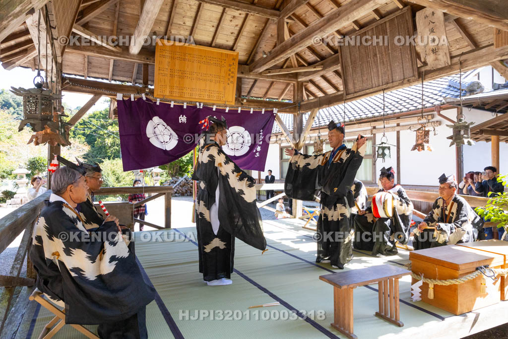 奈良県　柳生八坂神社　例大祭　宮座行事　スモウの舞