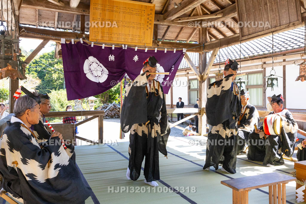 奈良県　柳生八坂神社　例大祭　宮座行事　スモウの舞