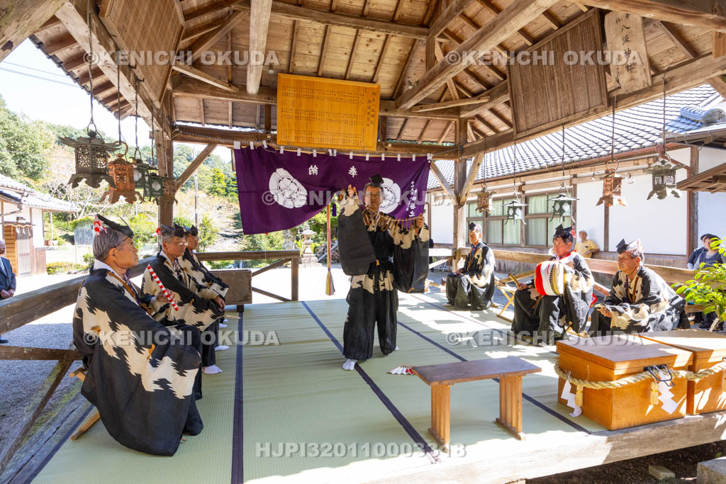 奈良県　柳生八坂神社　例大祭　宮座行事　ササラの舞