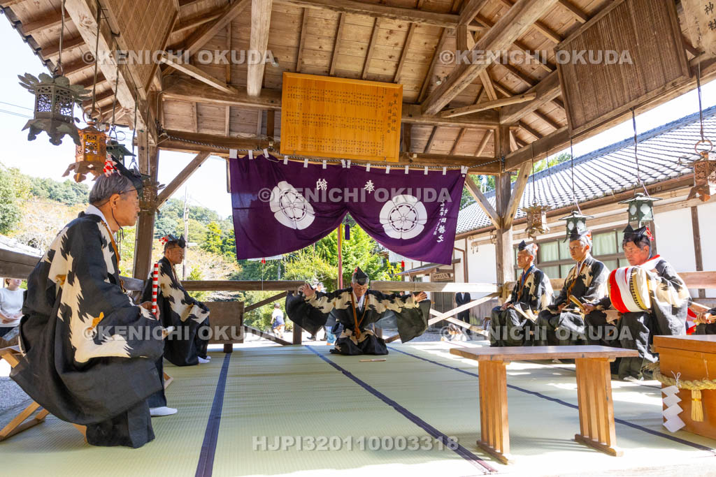 奈良県　柳生八坂神社　例大祭　宮座行事　ヨーガの舞