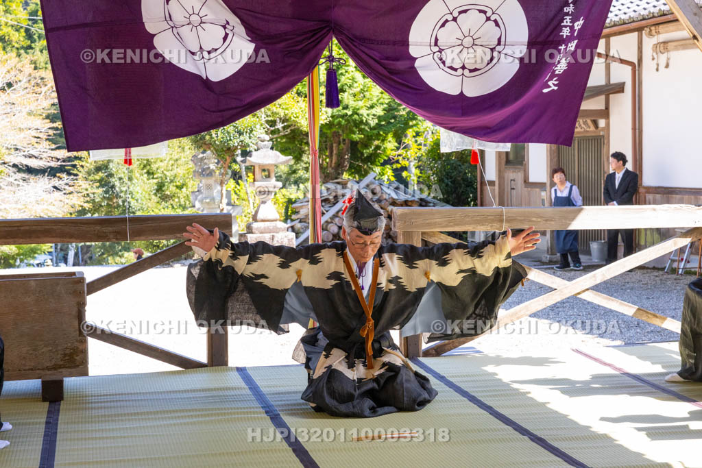 奈良県　柳生八坂神社　例大祭　宮座行事　ヨーガの舞