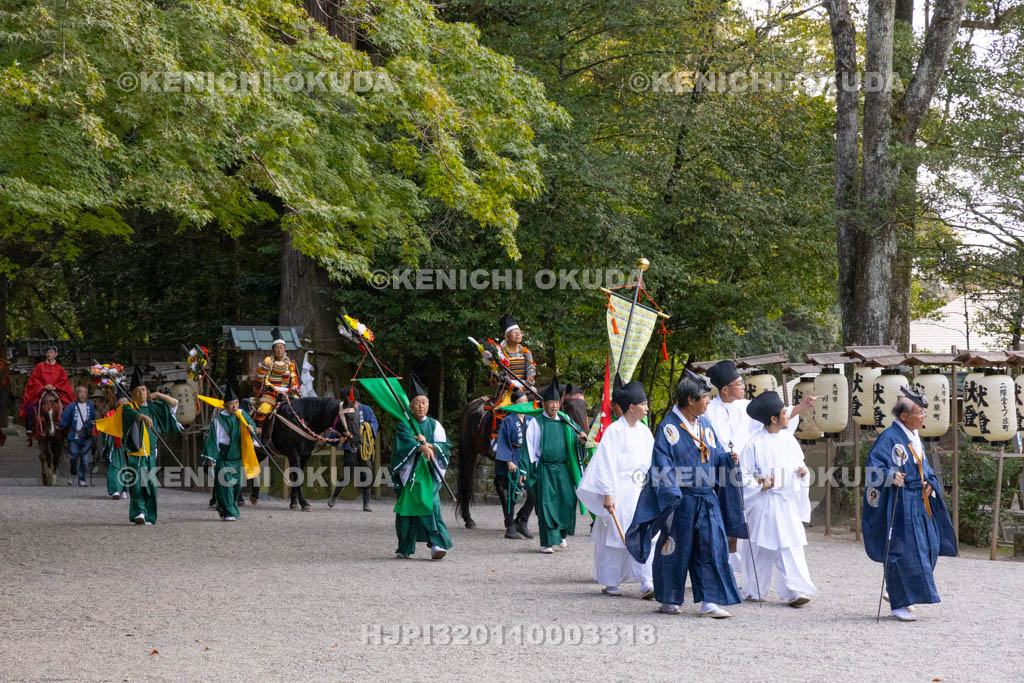 奈良県　石上神宮　ふるまつり　還御行列