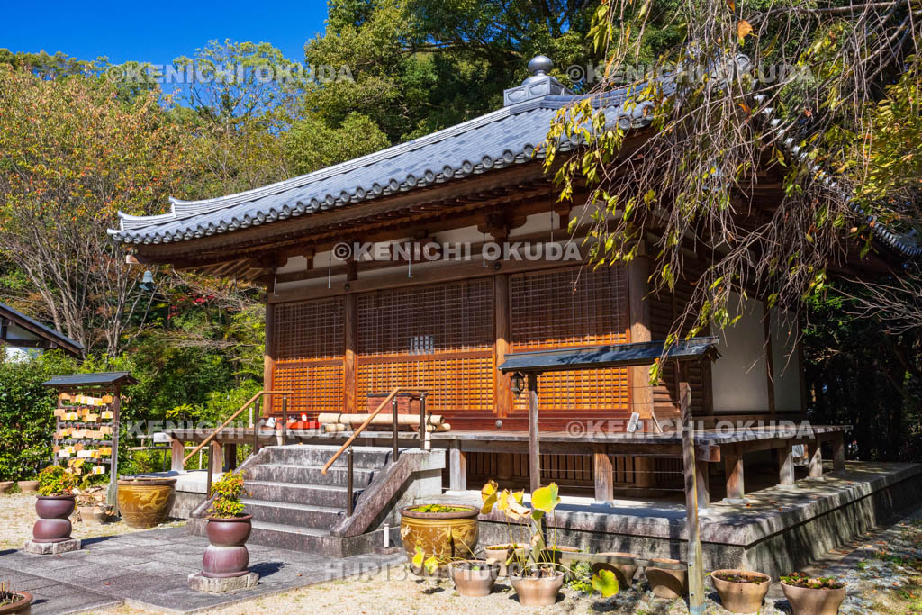 奈良県　竹林寺　本堂