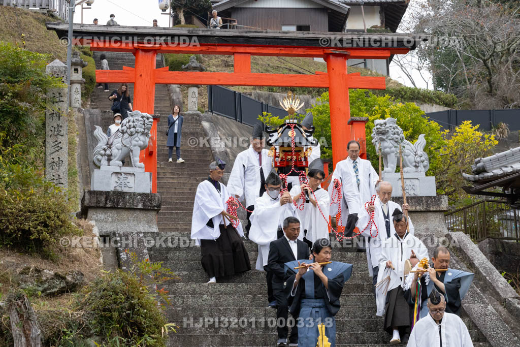 奈良県　神波多神社　天王祭　神輿渡御