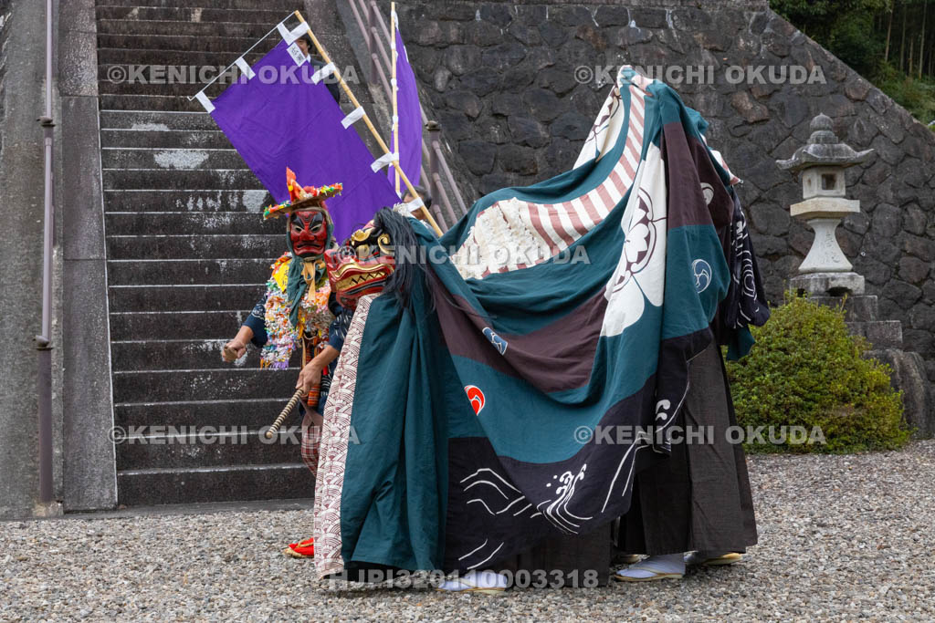 奈良県　神波多神社　天王祭　獅子舞