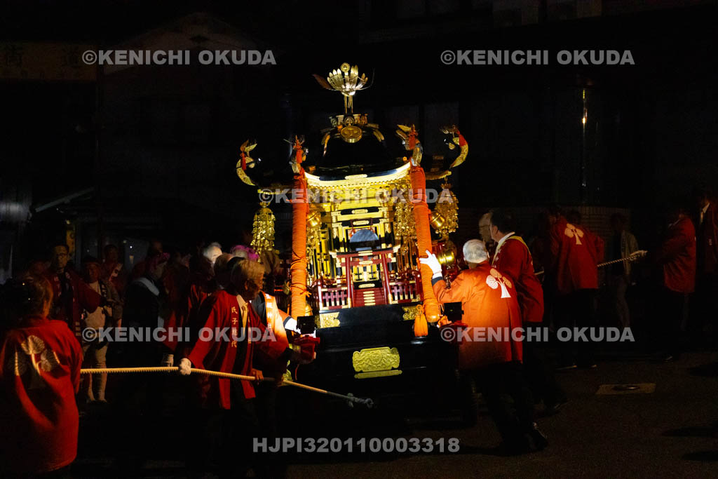 奈良県　墨坂神社　秋季大祭　宵宮祭　神輿渡御