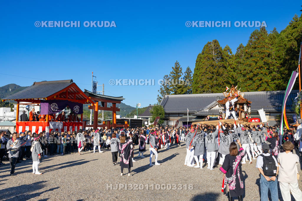 奈良県　墨坂神社　秋季大祭　太鼓台（東町稲荷）