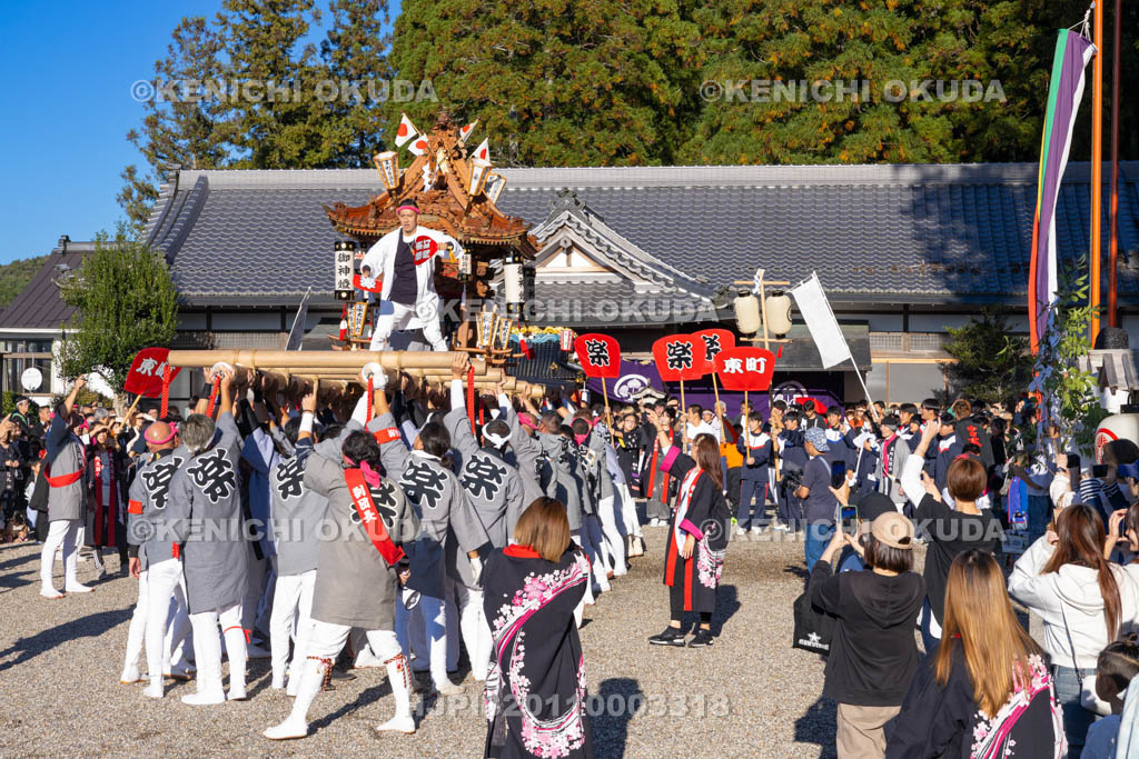 奈良県　墨坂神社　秋季大祭　太鼓台（東町稲荷）