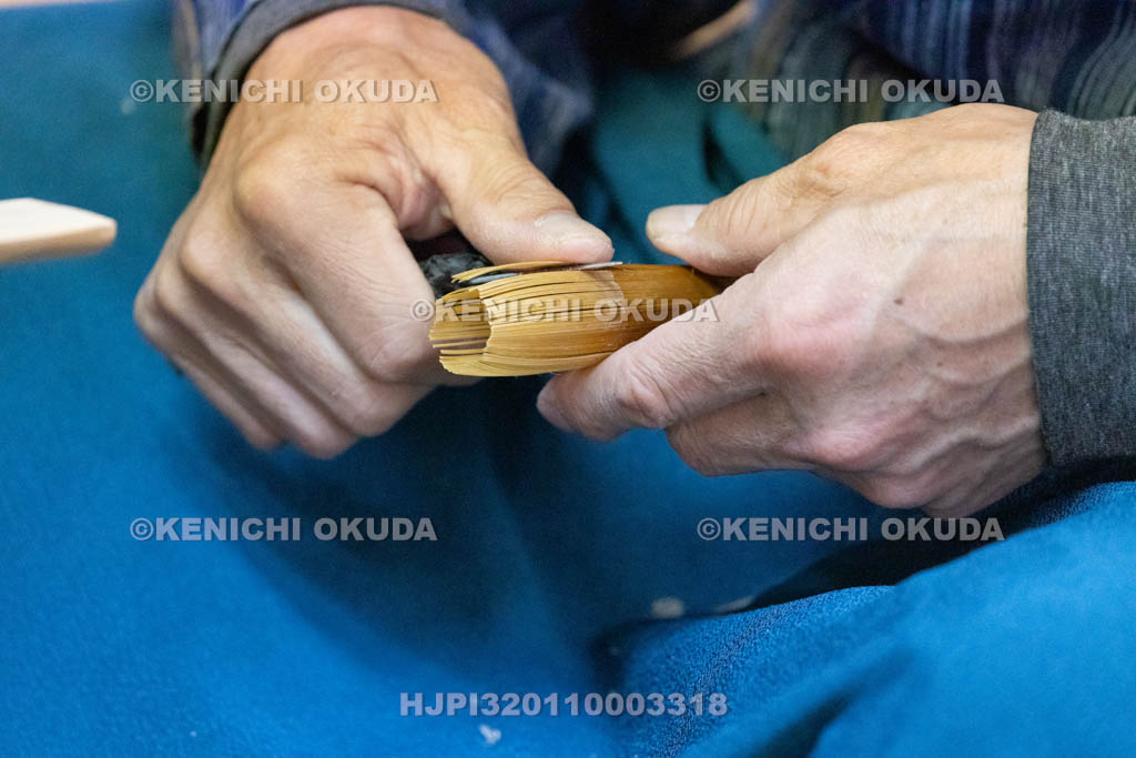 奈良県　高山竹林園　高山茶筌制作実演　「味削」の工程