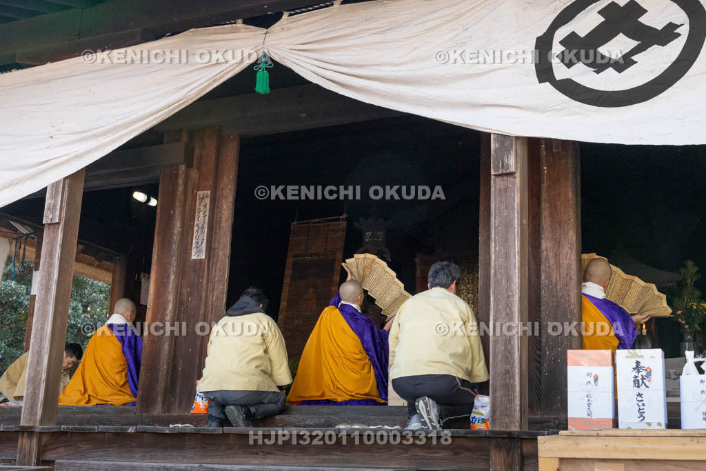 奈良県　念仏寺　陀々堂の鬼はしり　大般若経転読法要