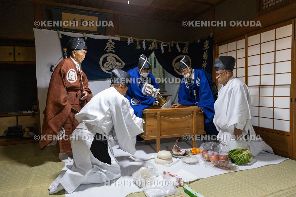 奈良県　鹿島神社　結鎮祭　渡御の準備