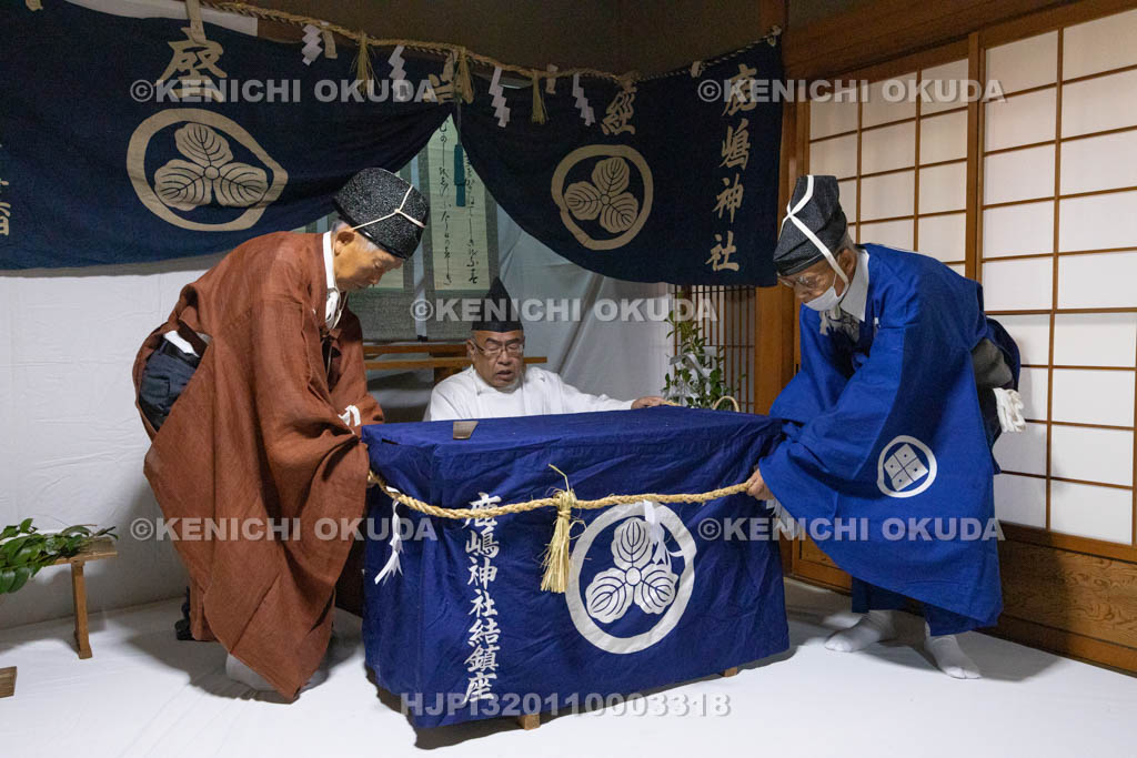 奈良県　鹿島神社　結鎮祭　渡御の準備