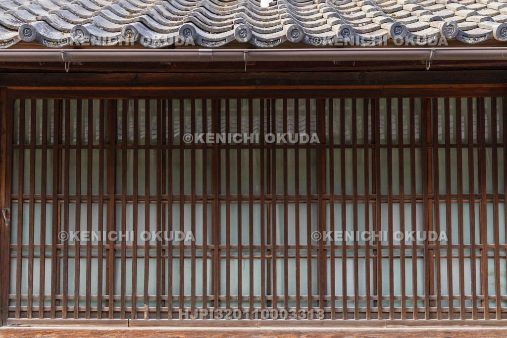 奈良県　五條新町　丹原家住宅　格子窓（一階）