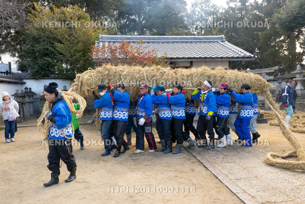 奈良県　江包・大西の御綱　市杵島神社　雌綱の出発