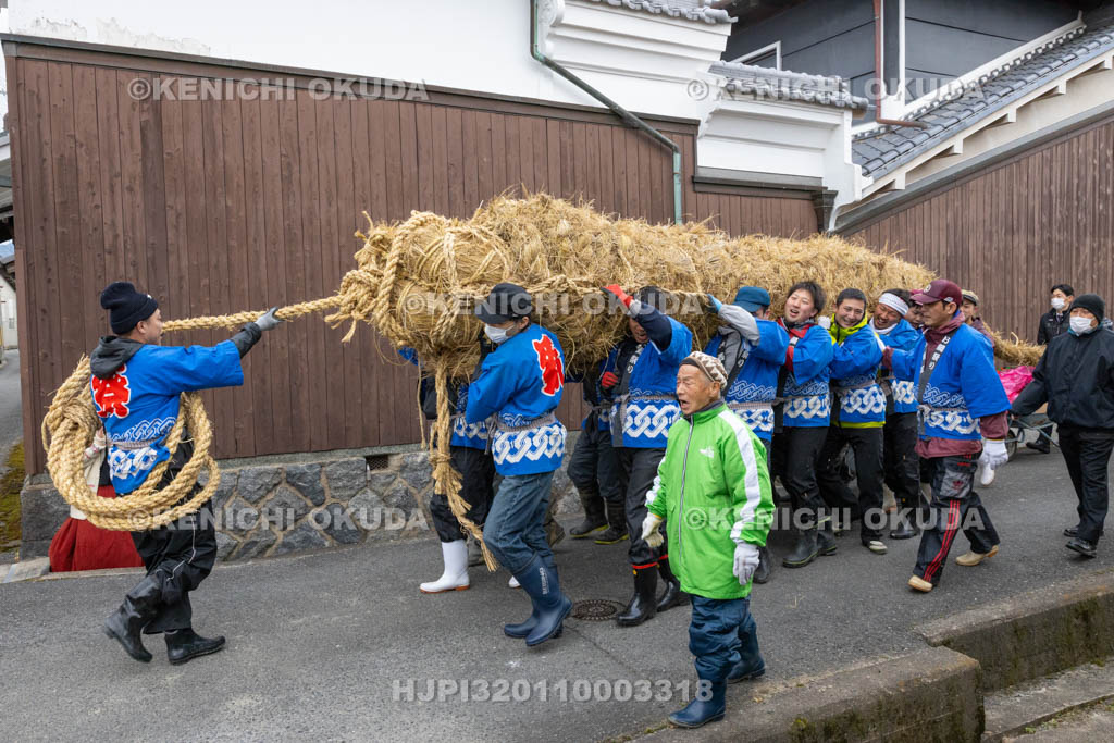 奈良県　江包・大西の御綱　雌綱の村内巡回