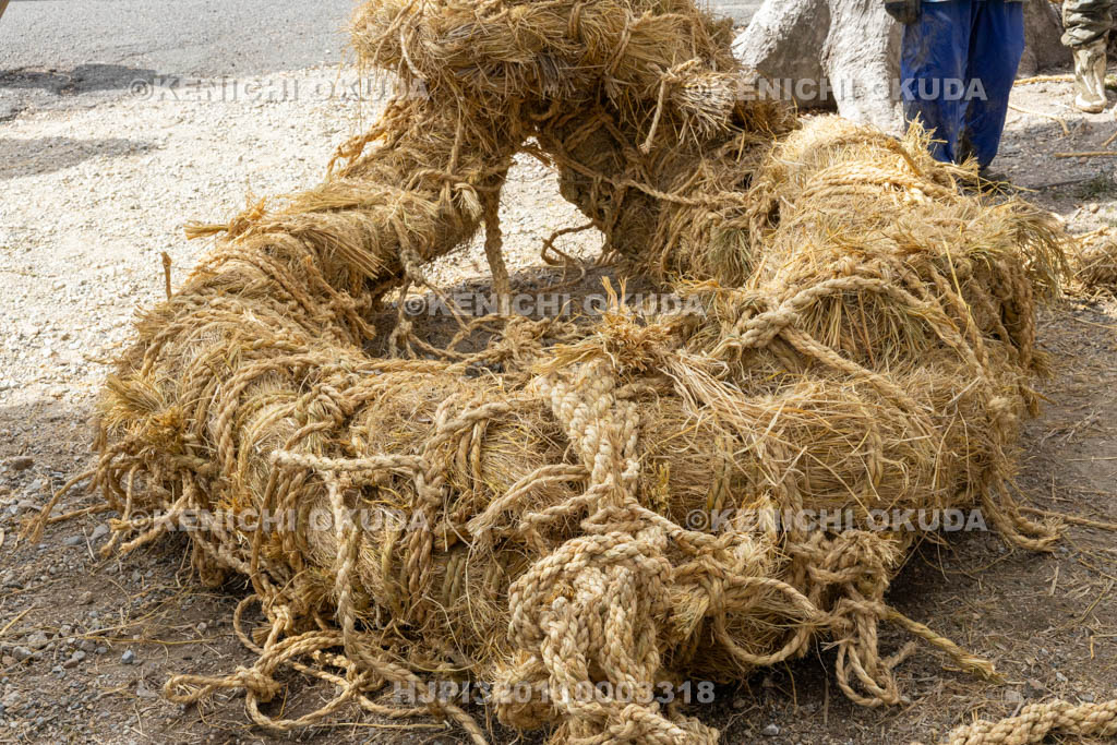 奈良県　江包・大西の御綱　素戔嗚神社　雌綱