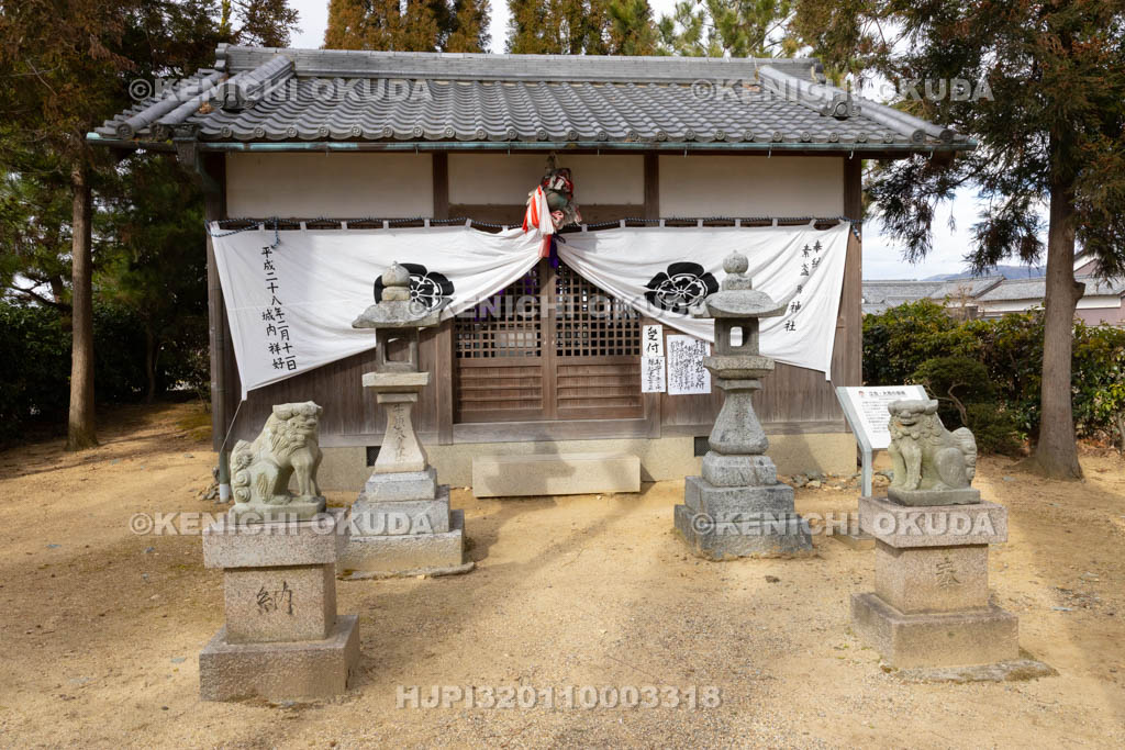 奈良県　素戔嗚神社　拝殿