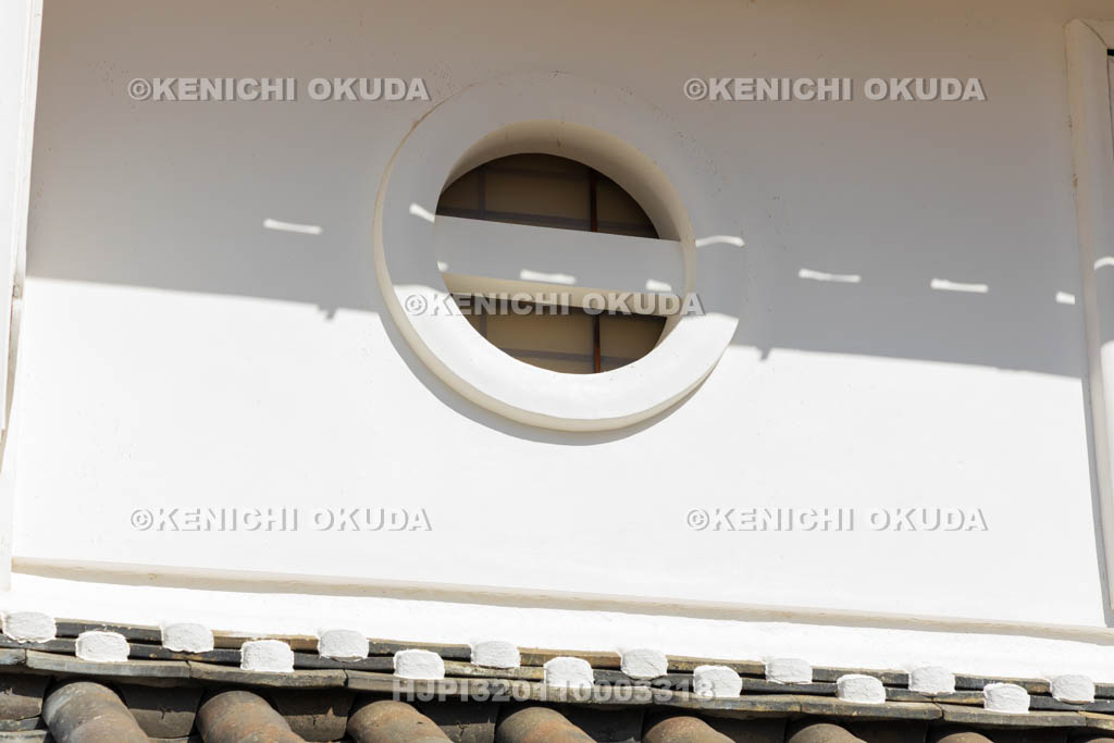 奈良県　今井町　河合家住宅　虫籠窓