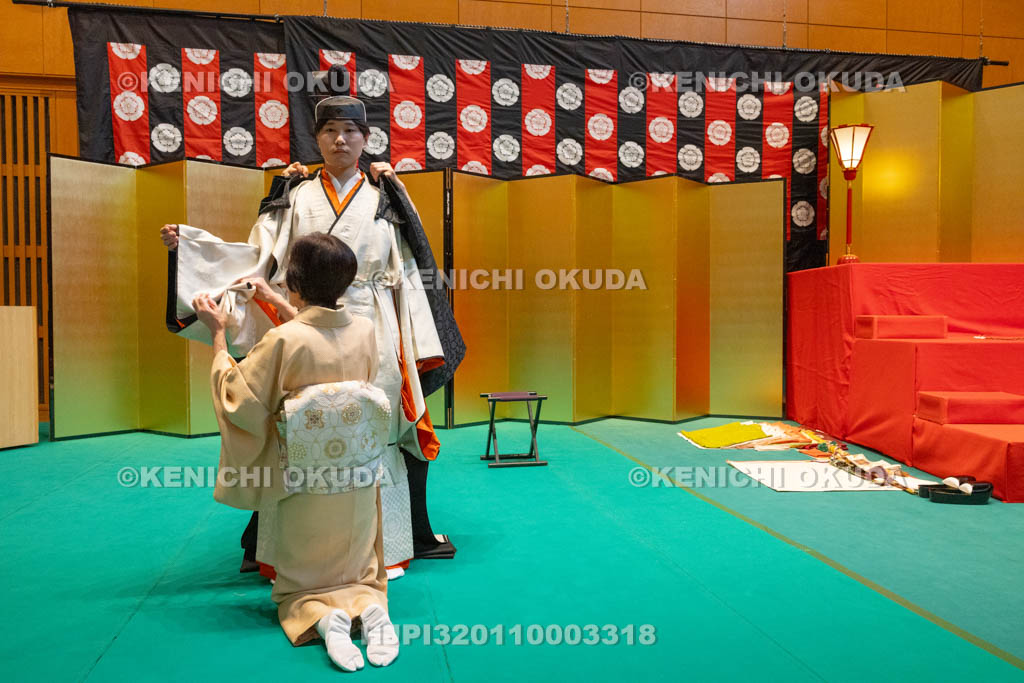 京都府　ひいなまつり　束帯の着付け