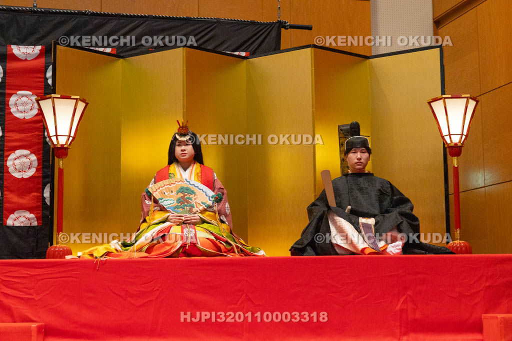 京都府　ひいなまつり　男雛と女雛