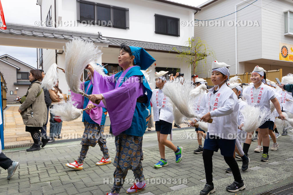 奈良県　源九郎稲荷神社　例祭　白狐渡御