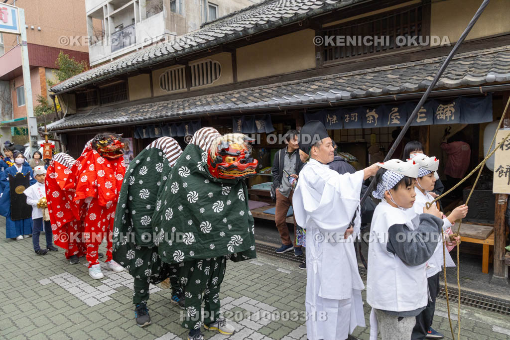 奈良県　源九郎稲荷神社　例祭　白狐渡御