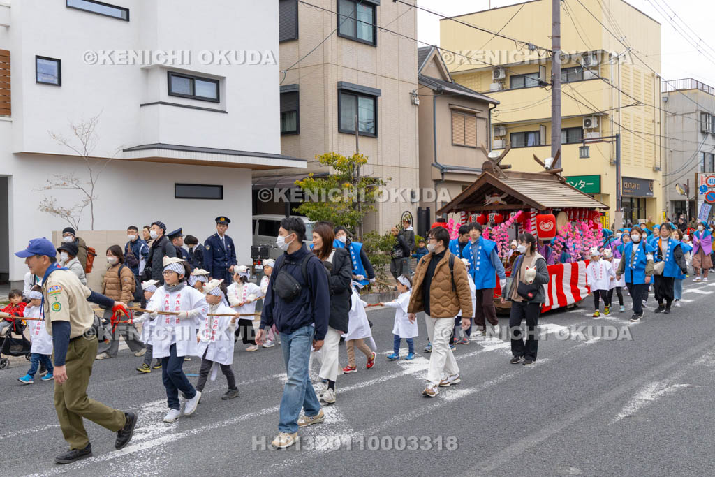 奈良県　源九郎稲荷神社　例祭　白狐渡御