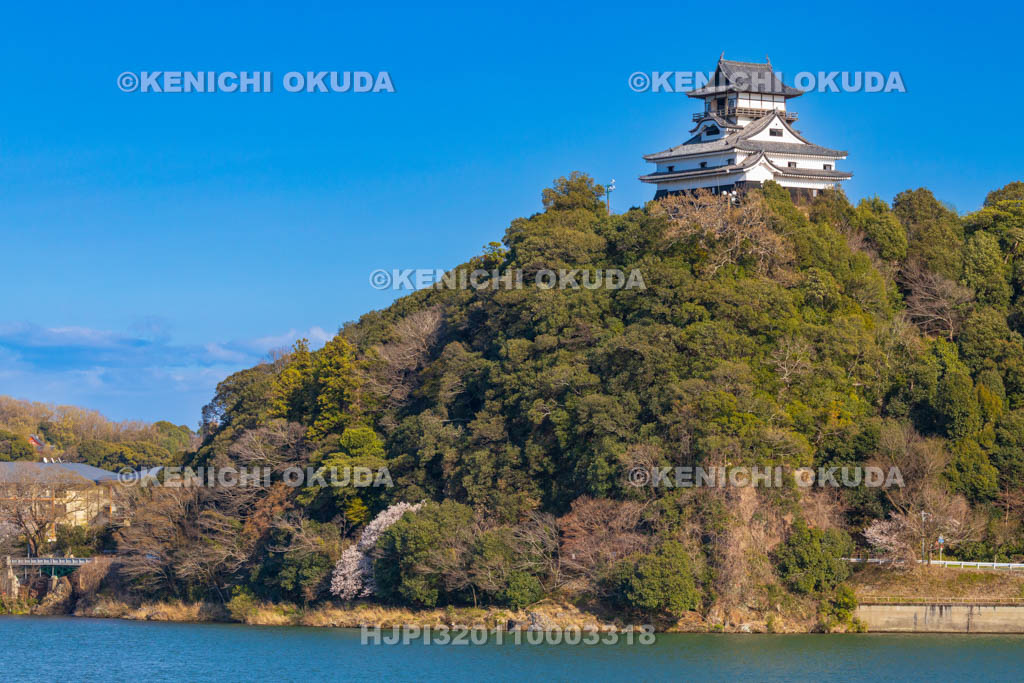 愛知県　犬山城　木曽川と天守