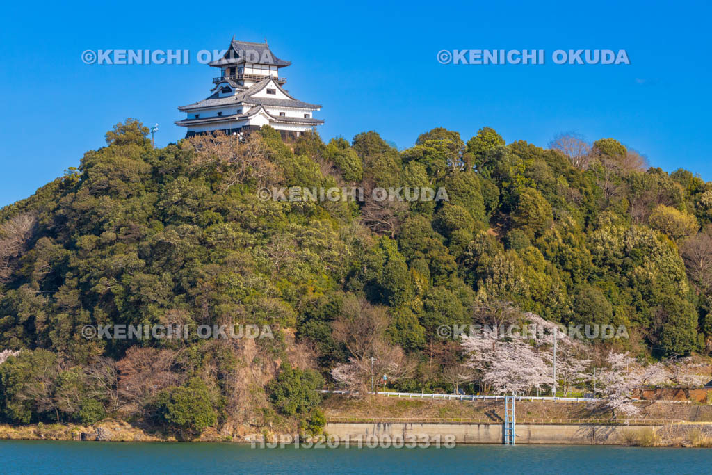 愛知県　犬山城　木曽川と天守