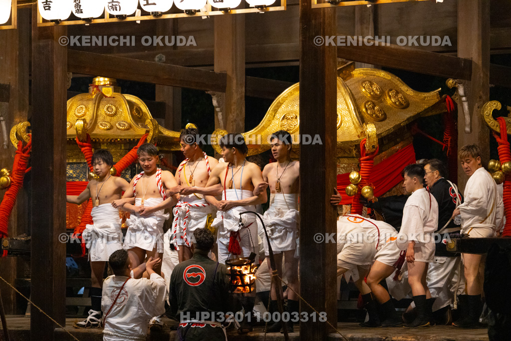 滋賀県 日吉大社 山王祭 宵宮落し神事 神輿振り(東本宮)