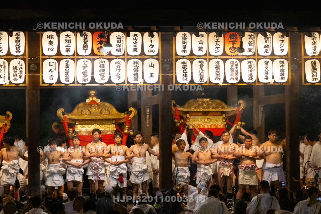 滋賀県 日吉大社 山王祭 宵宮落し神事 神輿振り