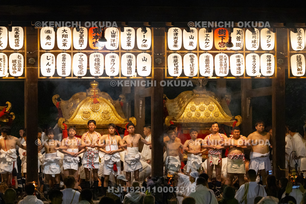 滋賀県 日吉大社 山王祭 宵宮落し神事 神輿振り