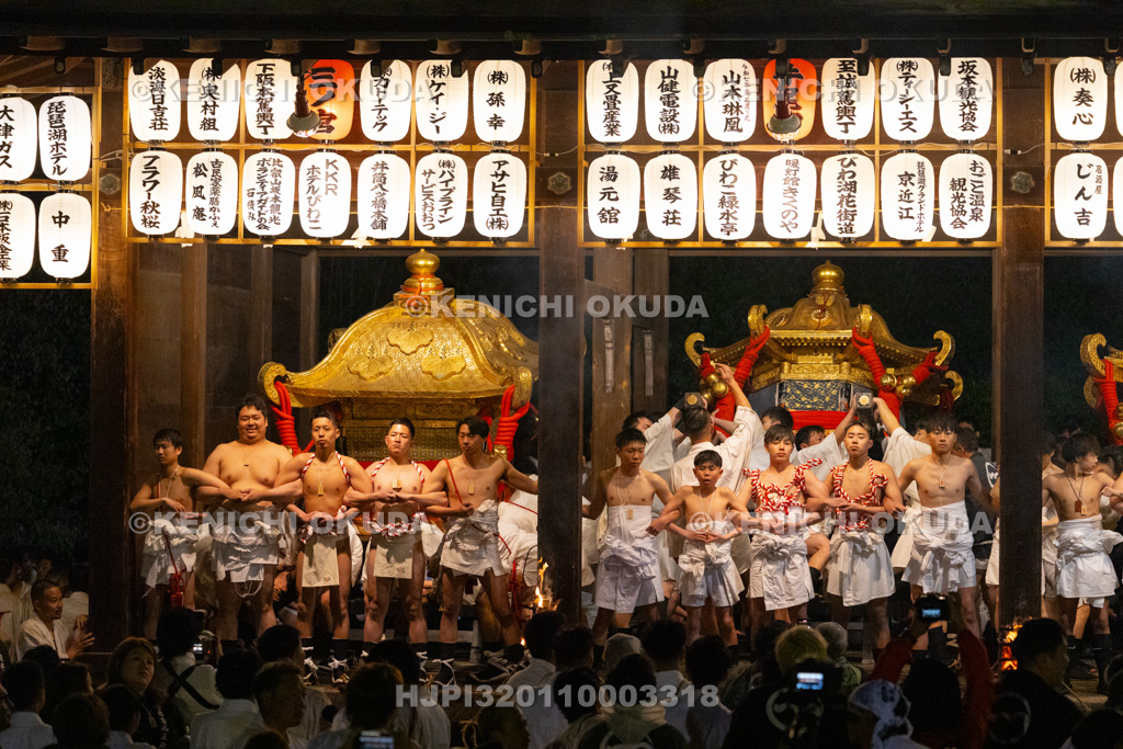 滋賀県 日吉大社 山王祭 宵宮落し神事 神輿振り