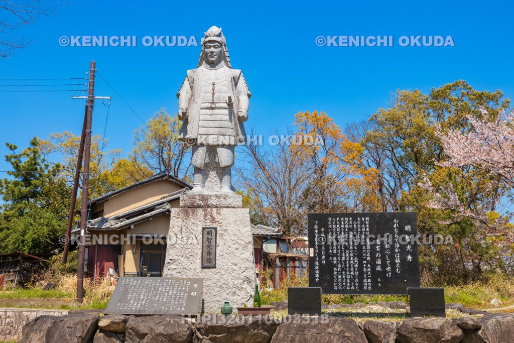 滋賀県 坂本城址公園 明智光秀像