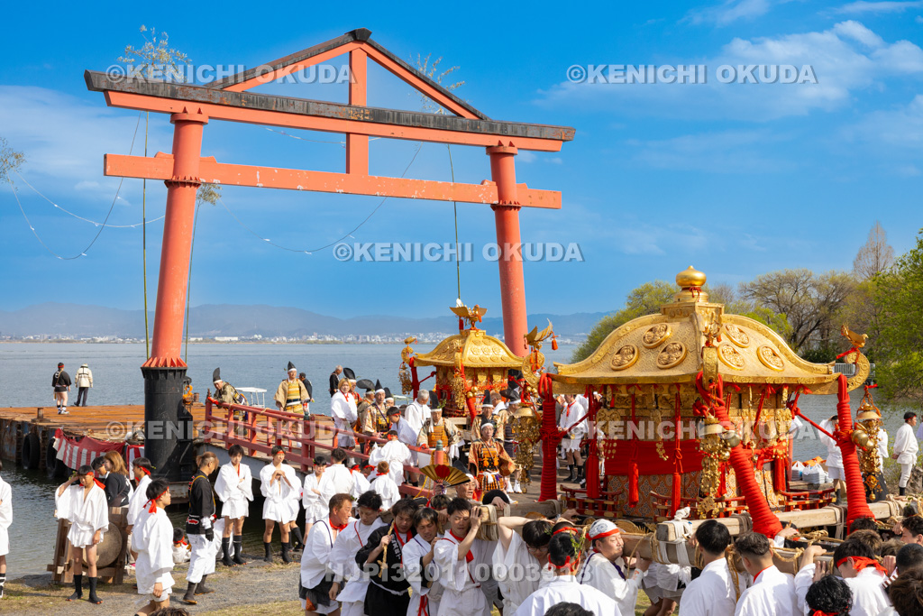 滋賀県　日吉大社　山王祭　神輿渡御（湖上巡幸）