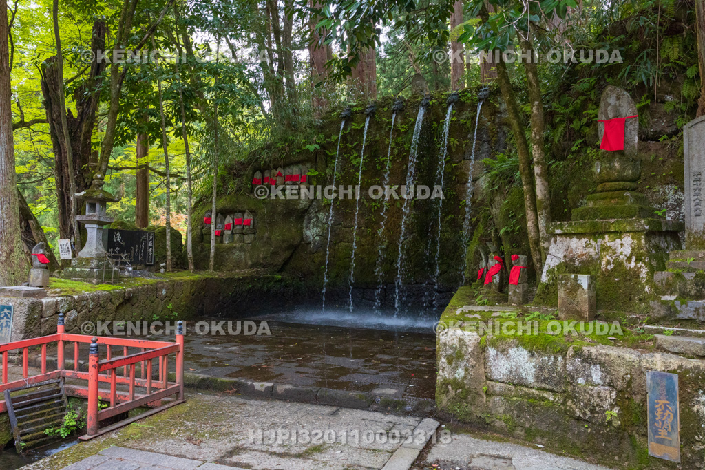 富山県 日石寺 六本瀧