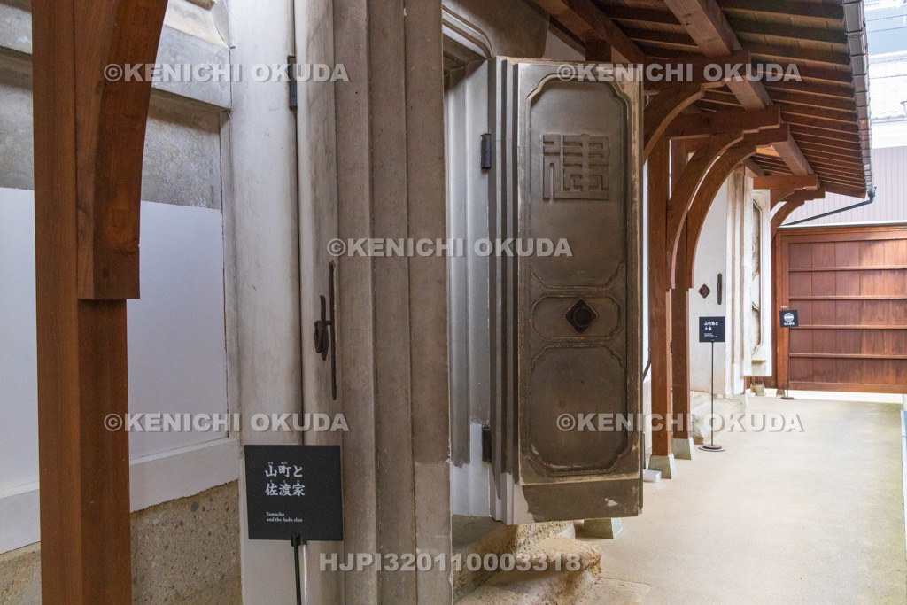 富山県　高岡御車山会館　土蔵棟（山町文化展示）