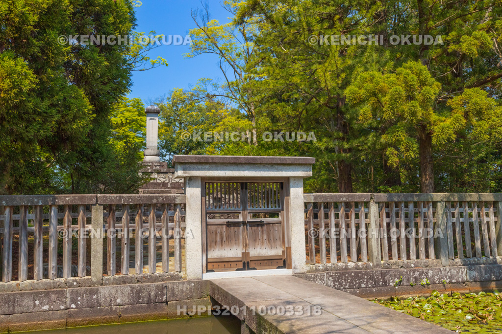 富山県　加賀藩主前田家墓所（前田利長墓所）