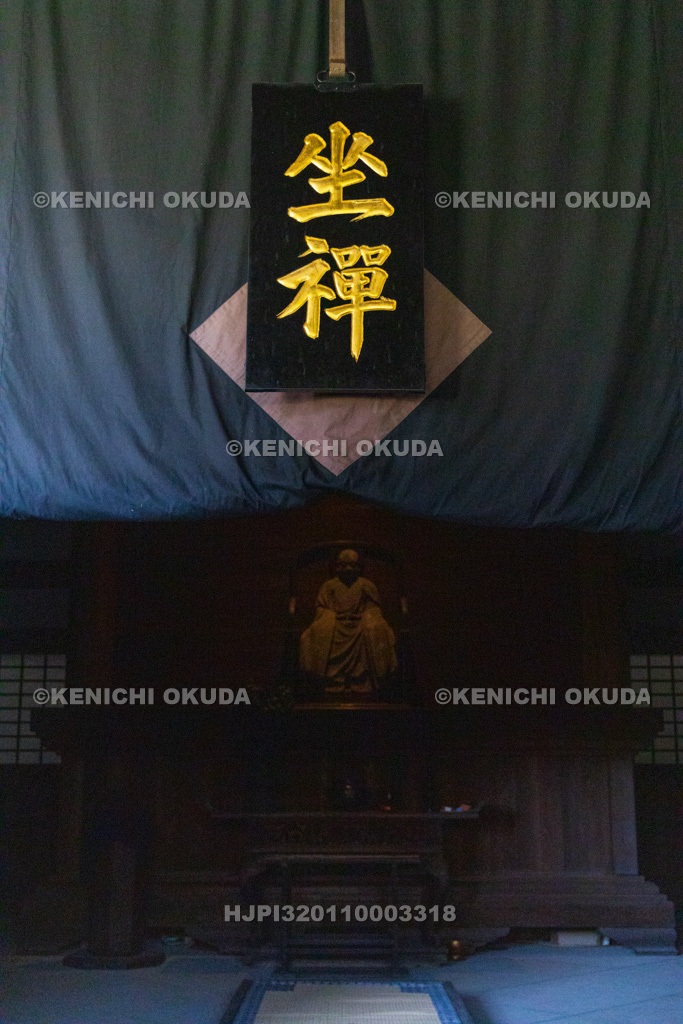 富山県　瑞龍寺　禅堂